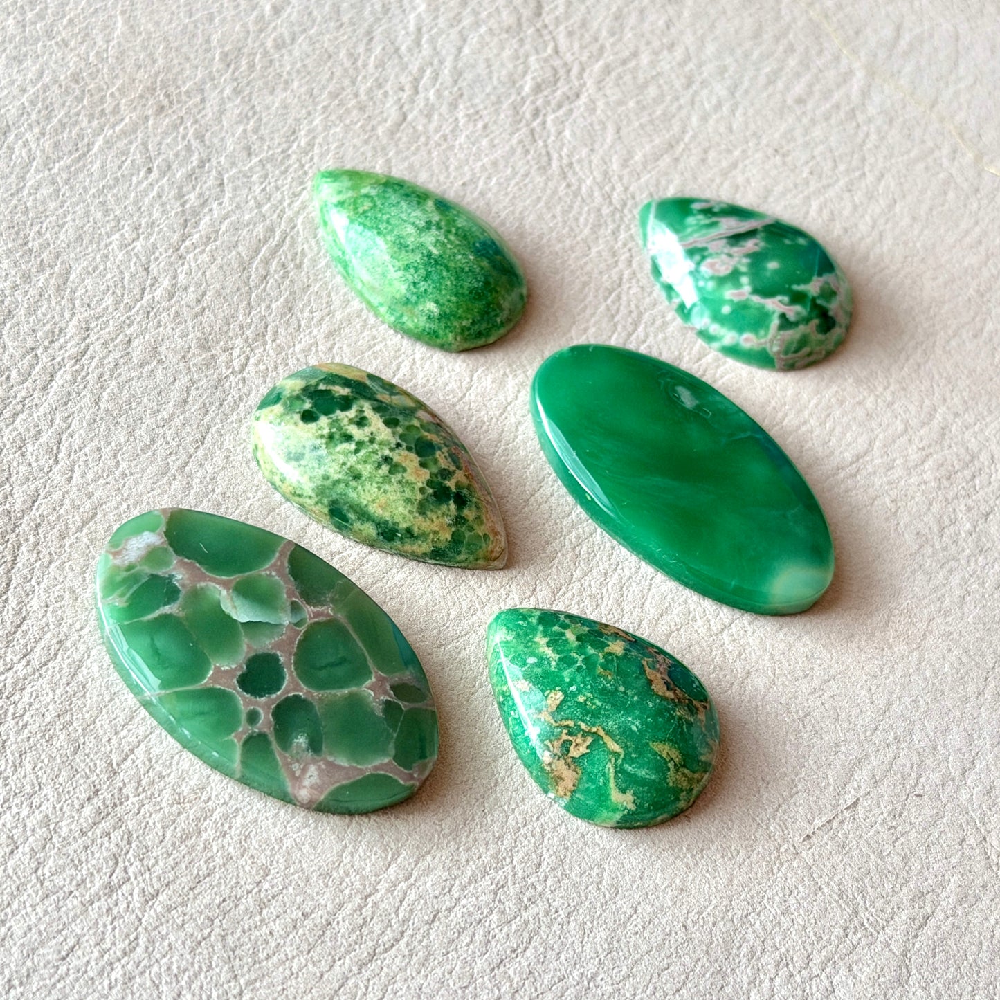 21-31mm Australian Variscite Cabochon Smooth - Choose your Stone (W3)