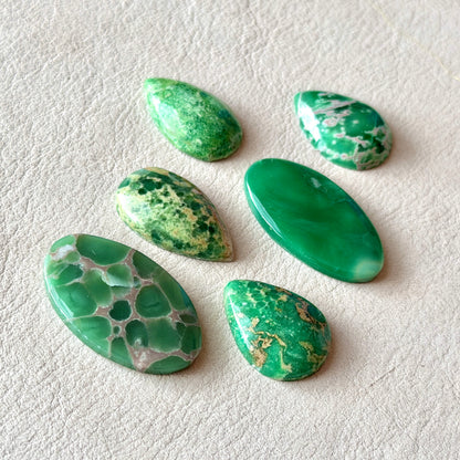 21-31mm Australian Variscite Cabochon Smooth - Choose your Stone (W3)