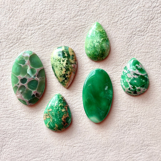 21-31mm Australian Variscite Cabochon Smooth - Choose your Stone (W3)