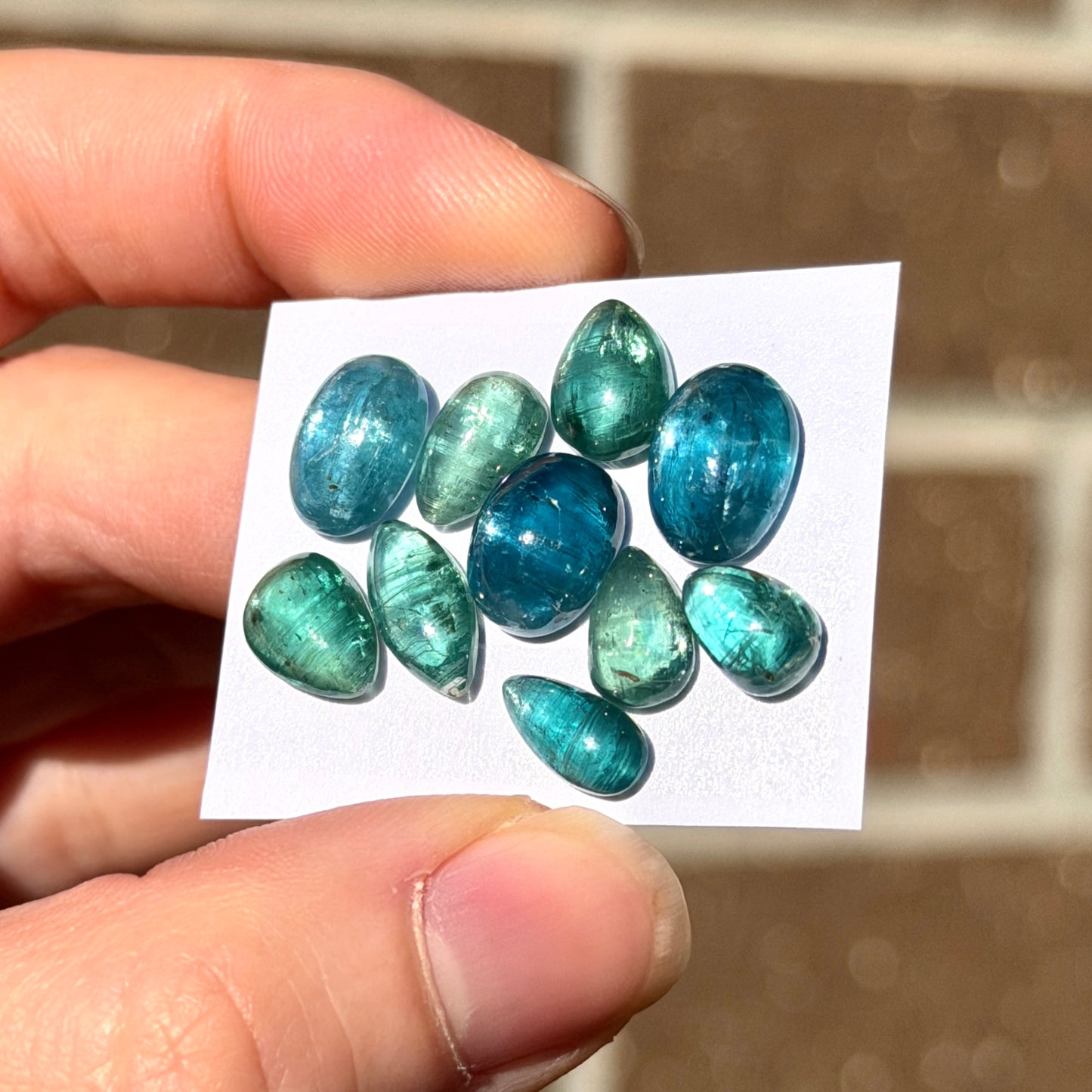 10pcs (Juicy) Emerald, Teal & Mint Kyanite Cabochons Smooth - 9-12mm (FULL LOT) (W14)