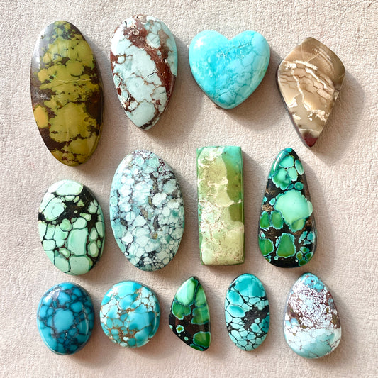 17-35mm Hubei Turquoise Cabochon Smooth (Backed) - Choose your Stone (A-W11)
