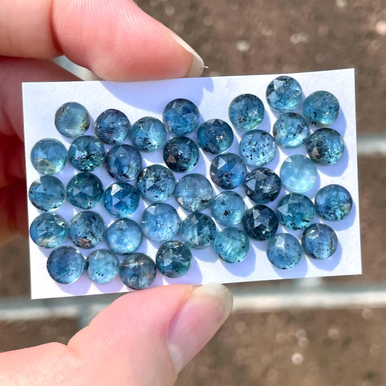 Teal Moss Kyanite 6mm round rose cut
