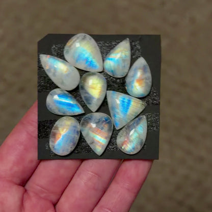 17-20mm Rainbow Moonstone (High grade) Cabochon Smooth - Choose your Stone (W2)